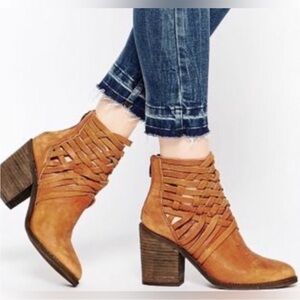 ✨ Free People Carrera Heel Boot ✧ Woven Leather Block Heel Ankle Boots ✧ 37